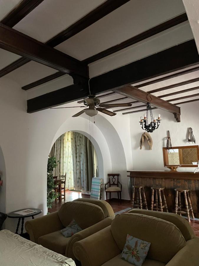Villa Cortijo Donana à La Puebla de Cazalla Extérieur photo