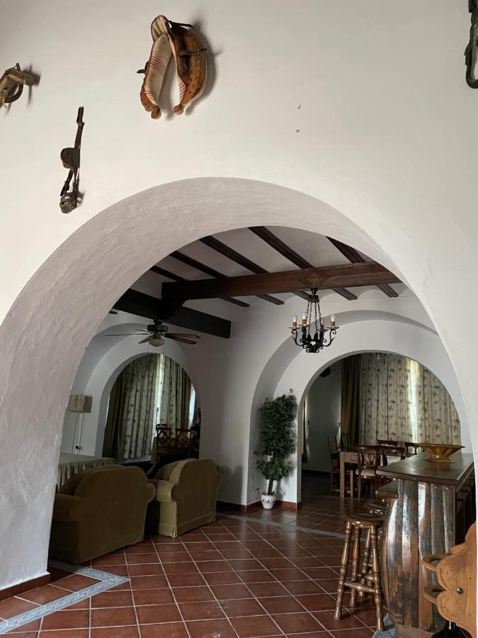 Villa Cortijo Donana à La Puebla de Cazalla Extérieur photo